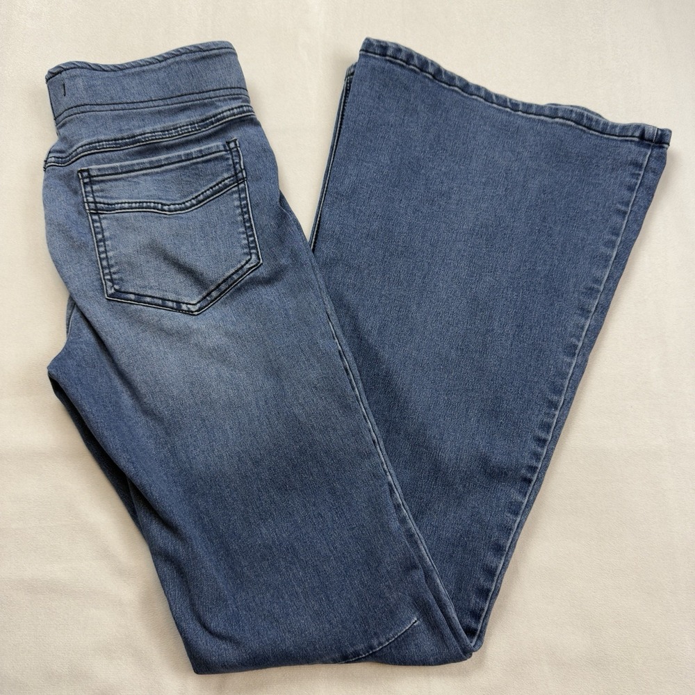 Free People Women's Just Float On‎ Flared Denim Jeans Waist 28" Inseam 33" EUC